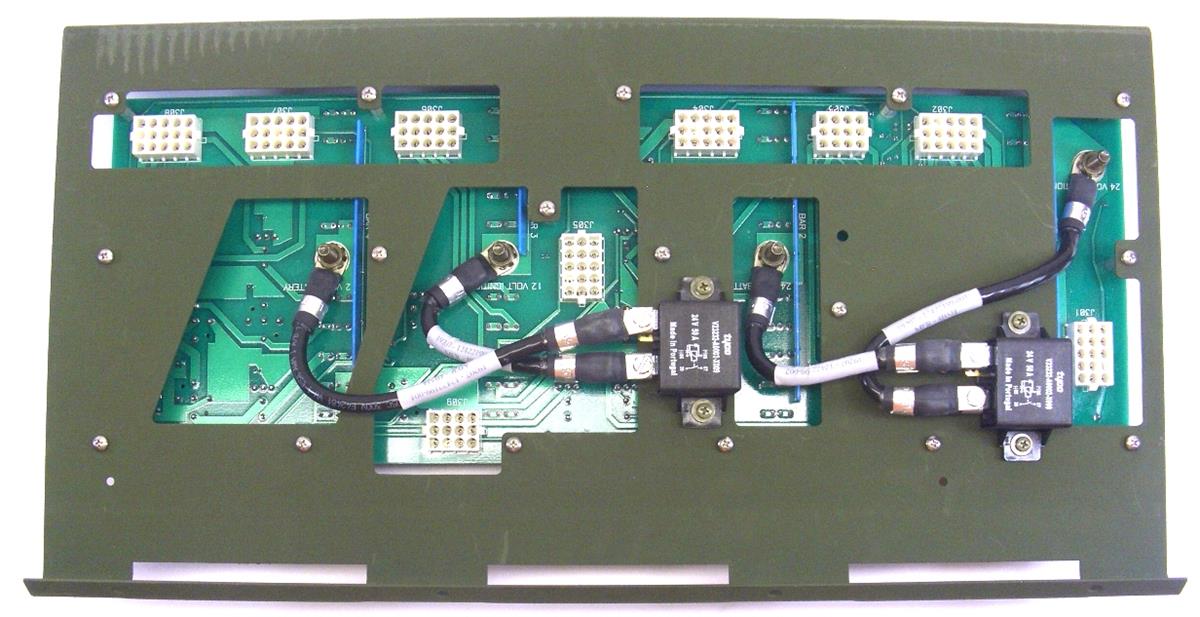 FM-126 | 6110-01-532-1130 power distribution panel FMTV LSAC (2).JPG