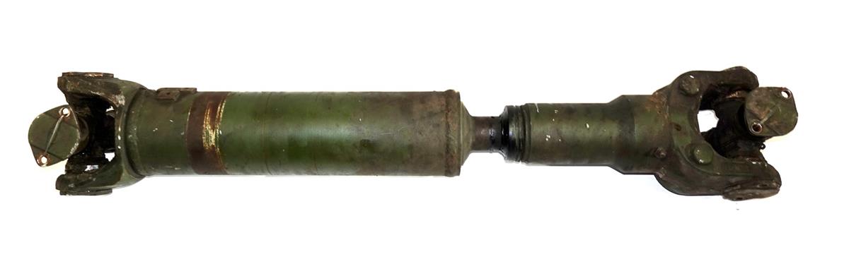 FM-243 | 2520-01-545-0390 2520-01-478-7612 Front Axle Drive Shaft for LMTV and FMTV NOS Good Take Out (1).JPG