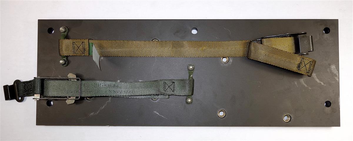 HM-924 | 5340-01-247-7921 Front Gun Mount Plate Assembly NOS (3).JPG