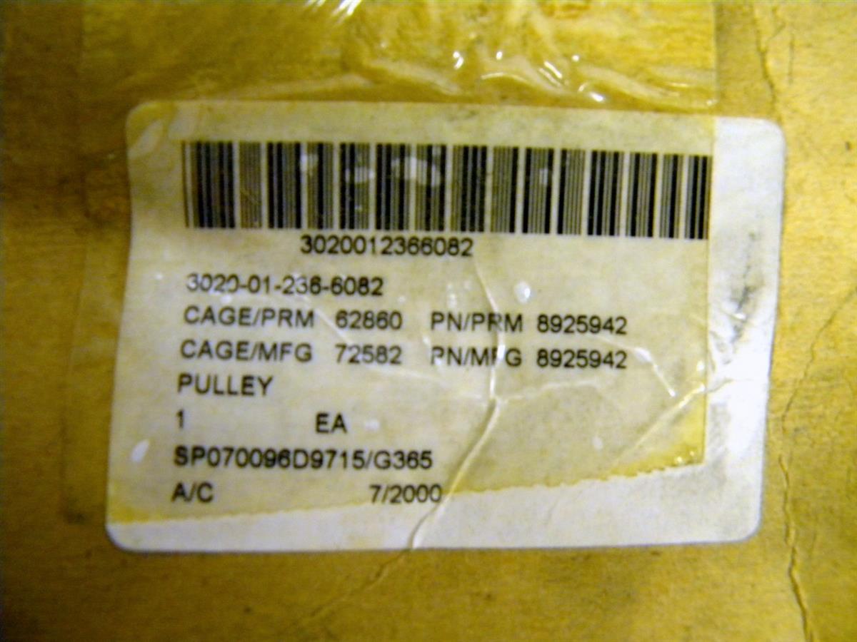 SP-1487 | 3020-01-236-6082 Camshaft Pulley for Engine with Container, various models. NOS (2).JPG