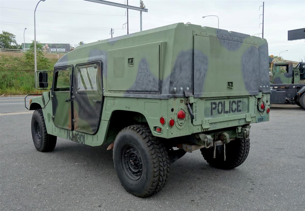 1fb00a9c-6208-4449-bc04-4c24c9587825-10112017-cropped-1%20-%20HMMWV%20pre-paint%20(8)