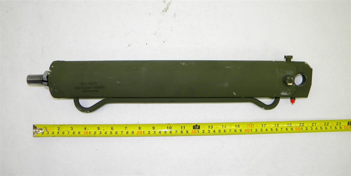 FM-185 | 4130-01-533-2456 Cab Lift Cylider for FMTV Add On Armor COK2. NOS (3).JPG