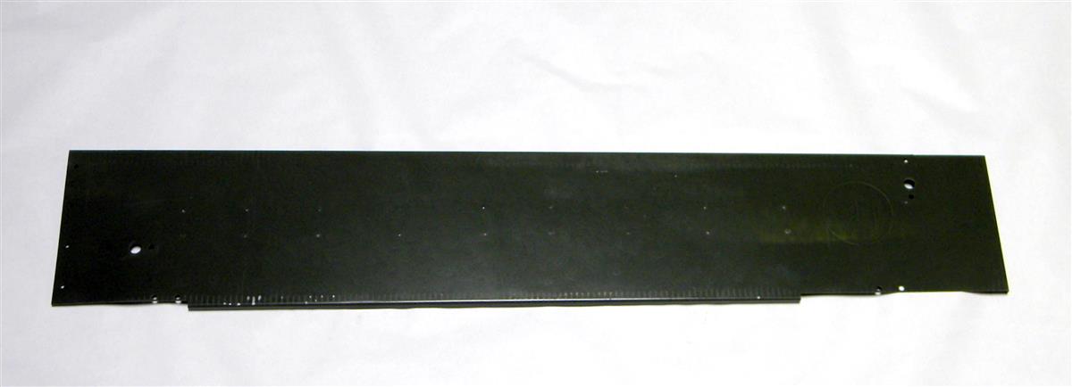 5T-829 | 2510-00-405-1985 Right Hand Hood Side Panel for M809 Series Trucks. NOS.  (3).JPG