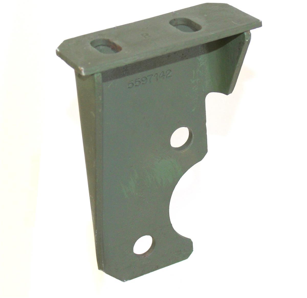 HM-1589 | HM-3791 Rear Right Hand Axle Bracket HMMWV (5).JPG