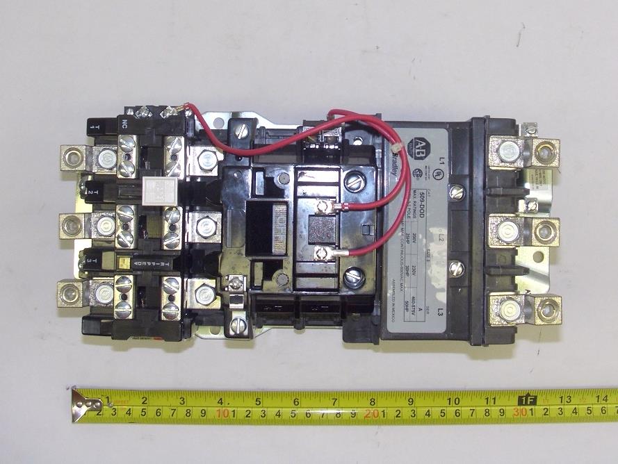 SP-1343 | 6110-01-137-4721 Allen Bradley 3 Starter Motor (2).JPG