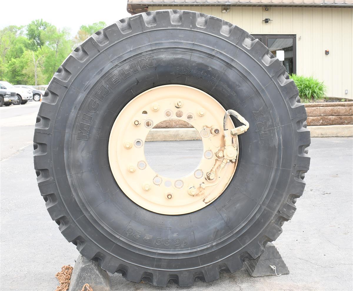 TI-1880 | TI-1822 Tire (6).JPG