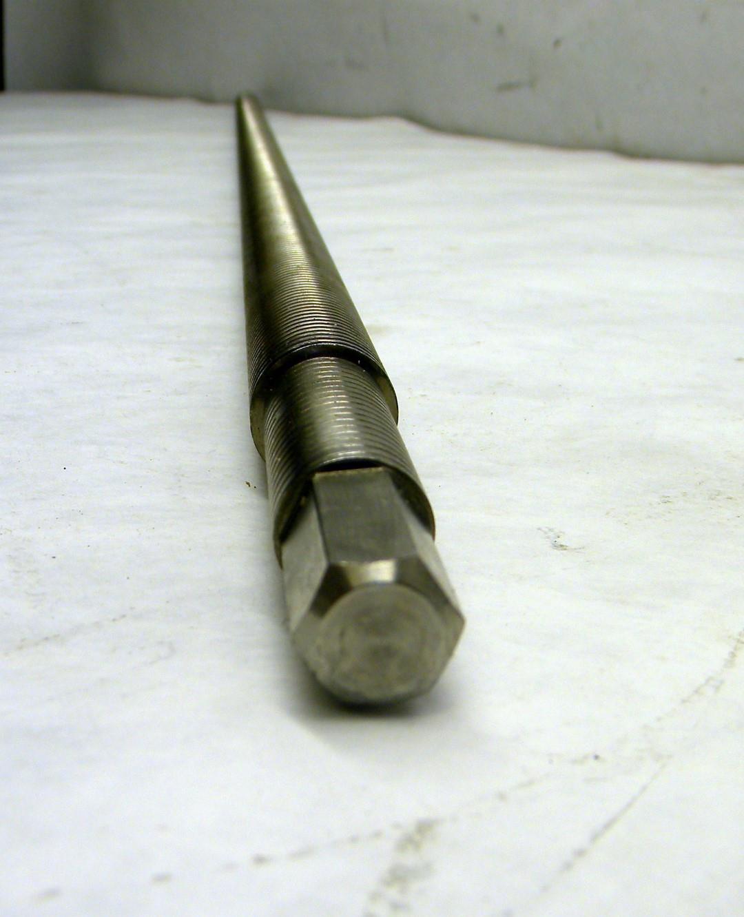 SP-1492 | 3040-01-592-6150 45 and Half Inch Threaded Straight Shaft, Unknown Application. NOS (1).JPG