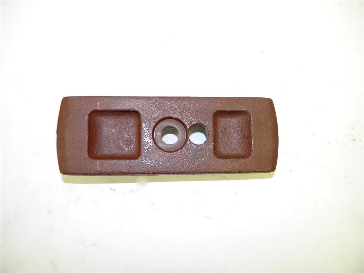 M35-395 | 2590-01-176-9395 Seat, Lower Leg, Perches, Axle Mount for M35A2 Series NOS (1).JPG