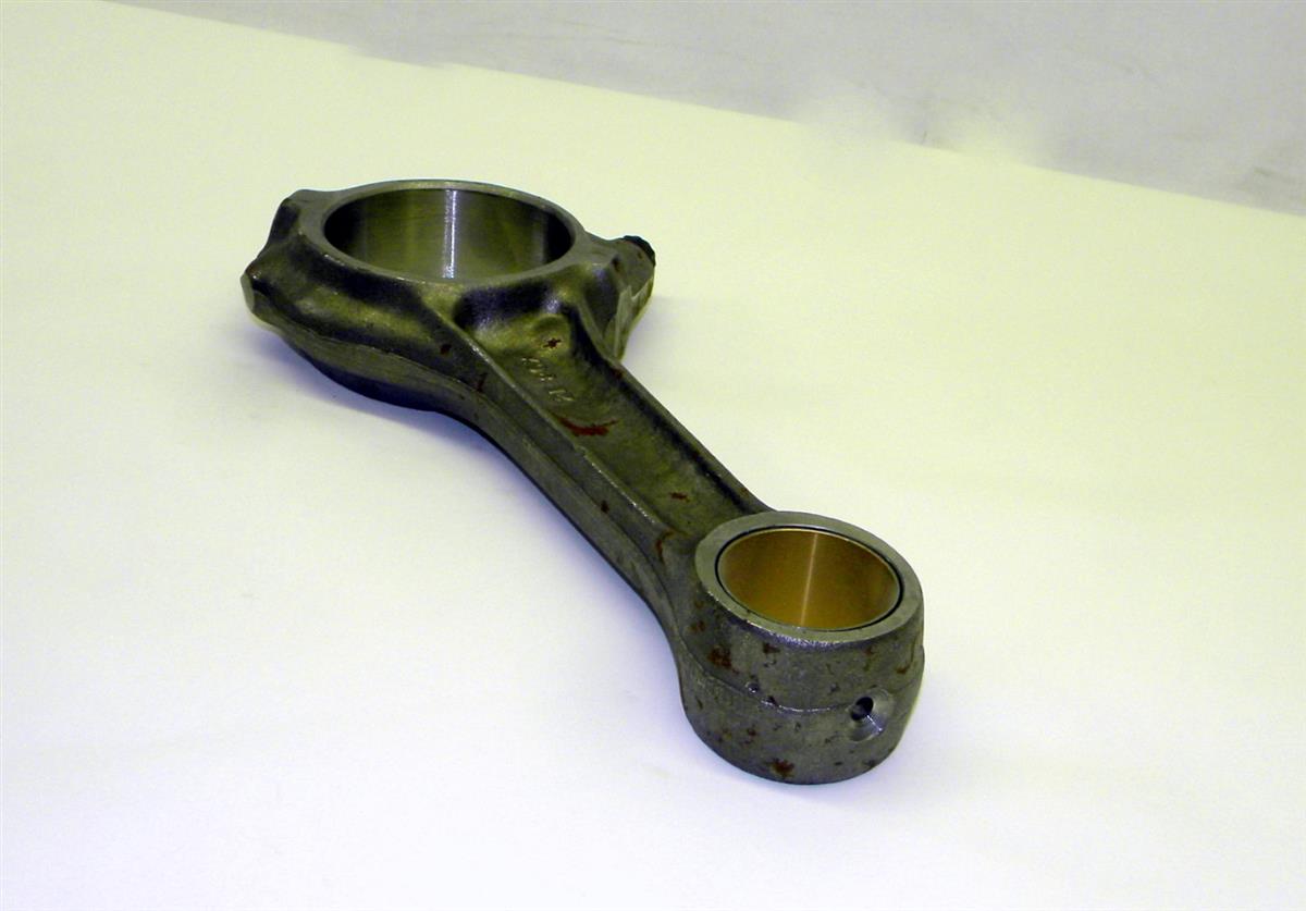 M35-228 | 2815-00-617-8625 Connecting Rod with Cap for M35A2 and M54 Series with Multifuel Engine. NOS.  (1).JPG