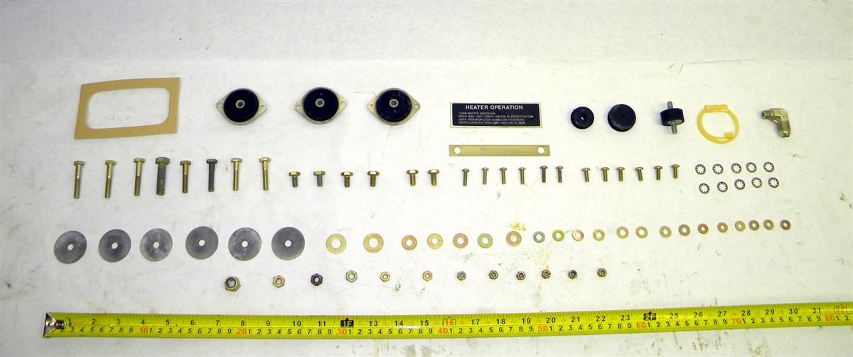 SP-1483 | 2540-01-125-4264 Winterization Kit for M2 Series and M3 Series Fighting Vehicle. NOS (3).JPG