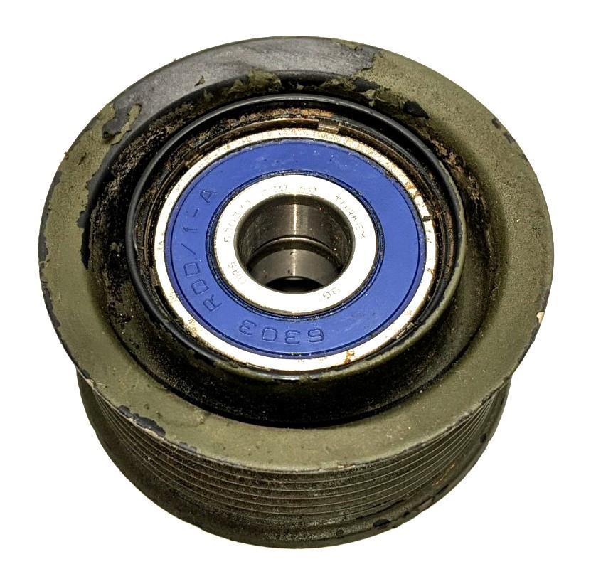 HM-1539 | Idler Pulley HMMWV (2).jpg