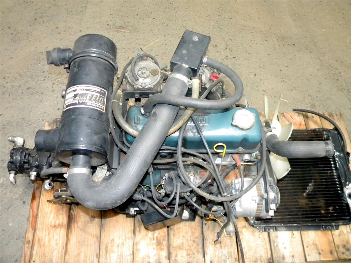 SP-1436 | Nissan Engine 4 Cylinder Propane Gas. USED (3).JPG