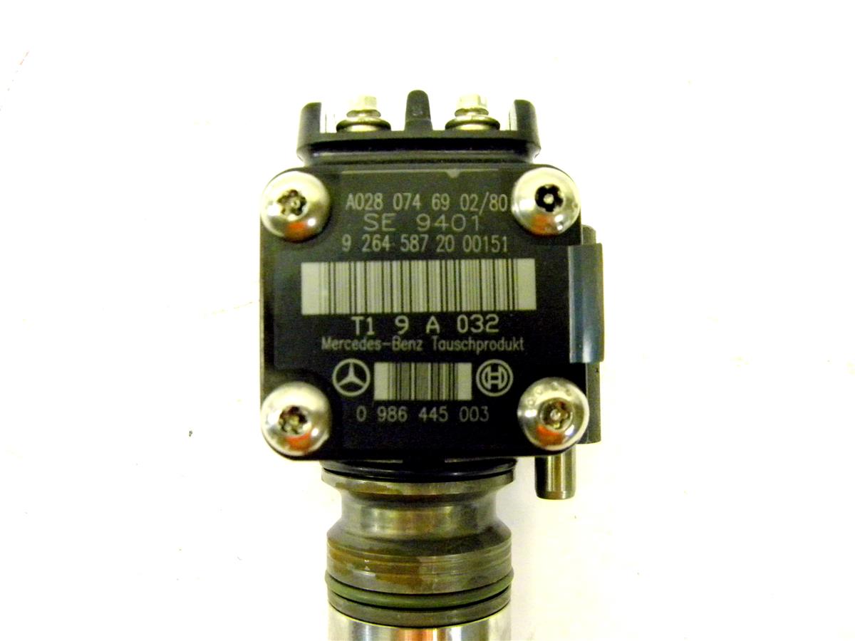 SP-1410 | 2910-01-614-2553 Injection Control, Metering and Distributing, Merceds Benz Fuel Injector (4).JPG