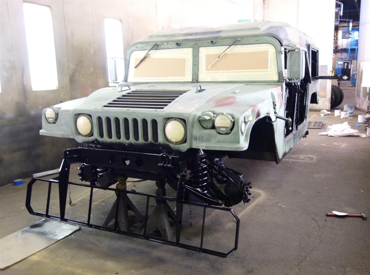 a80fbe0a-d647-4f18-8f78-d58e002d01f3-10112017-cropped-2%20-%20HMMWV%20paint%20process%20(13)