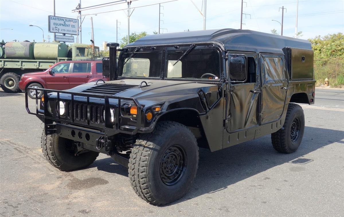 aad0a1aa-d908-4297-a03b-0e95c1d479e3-10112017-cropped-3%20-%20HMMWV%20painted%20(1)