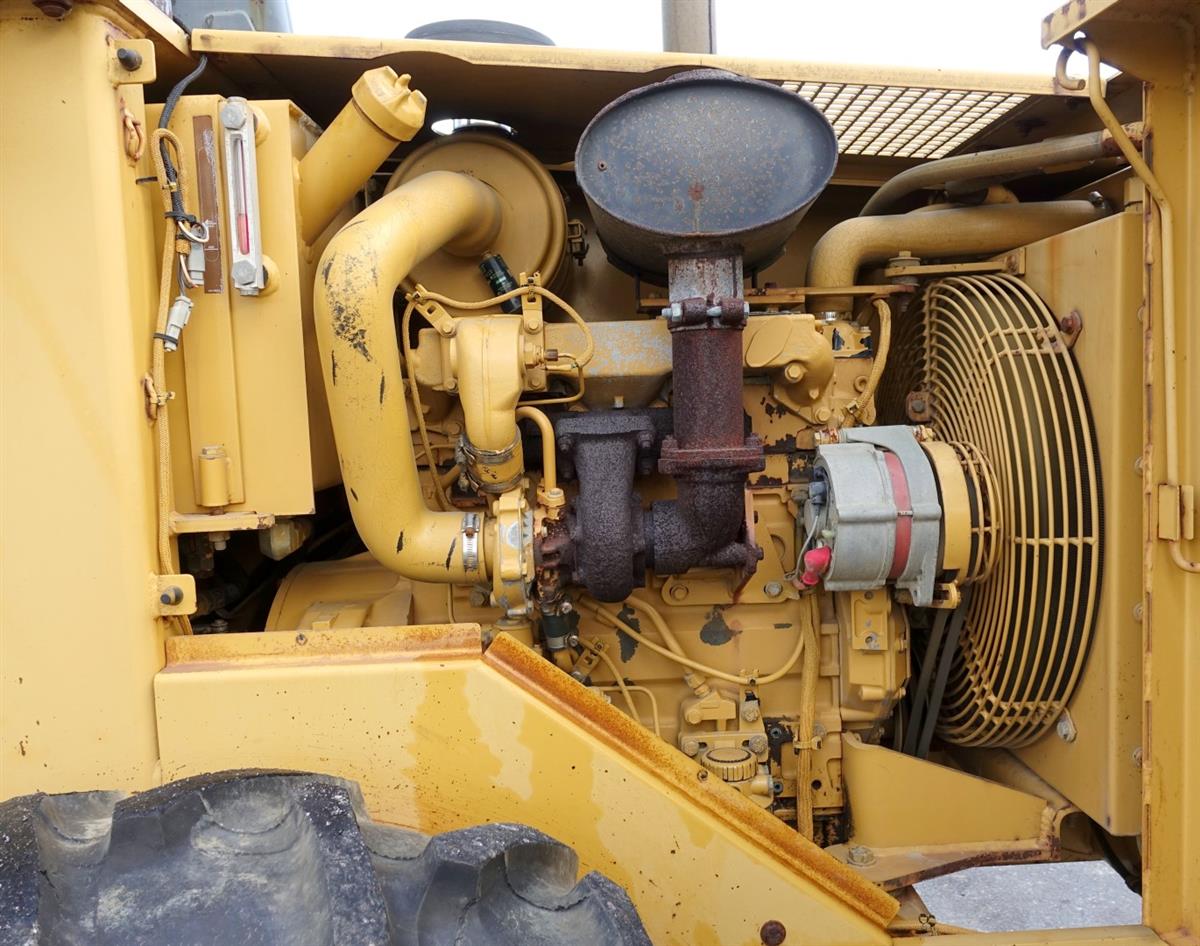 ac126b74-a09d-4ac0-b8b8-89a1d28d4814-04162018-cropped-Caterpillar%20Model%20CP433C%20Vibratory%20Compactor%20CE-11062017-3%20(14)