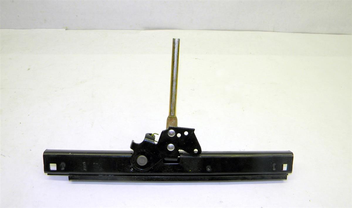 SP-1465 | 2540-01-192-8249 Seat Adjuster for Forklift Truck M10A. NOS (4).JPG