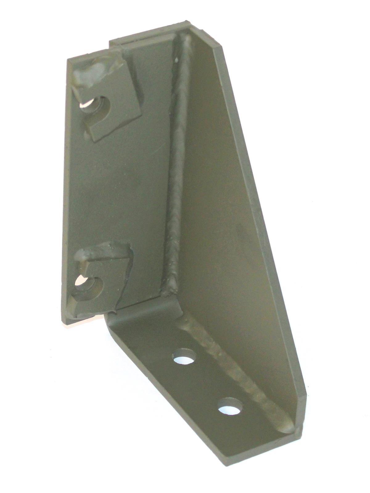 FM-592 | FM-592 Lower Right Side Angle Bracket  (4).JPG