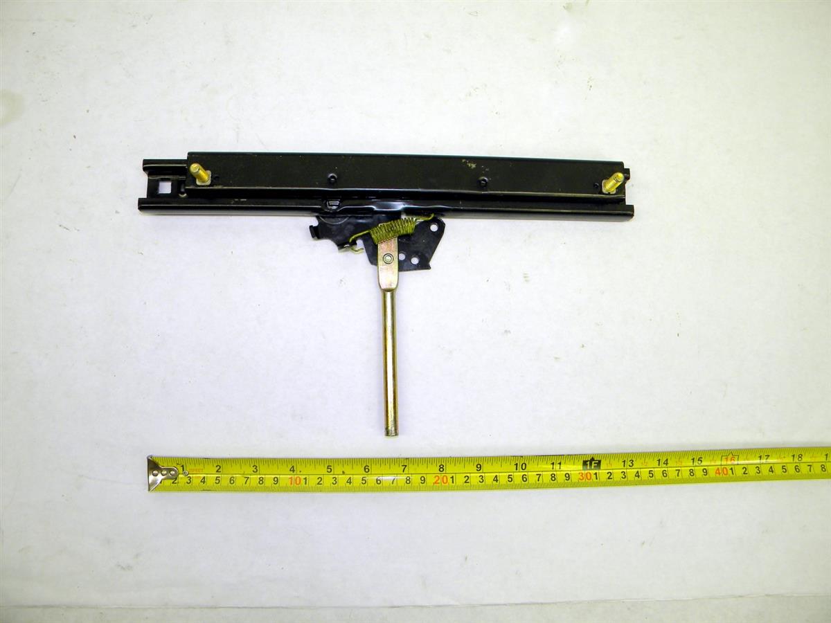 SP-1465 | 2540-01-192-8249 Seat Adjuster for Forklift Truck M10A. NOS (2).JPG