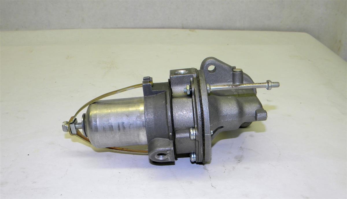SP-1480 | 2910-00-375-0166 Fuel Pump for 4000 Lb Drawbar Pull Model MHE201 and MHE217. NOS (1).JPG