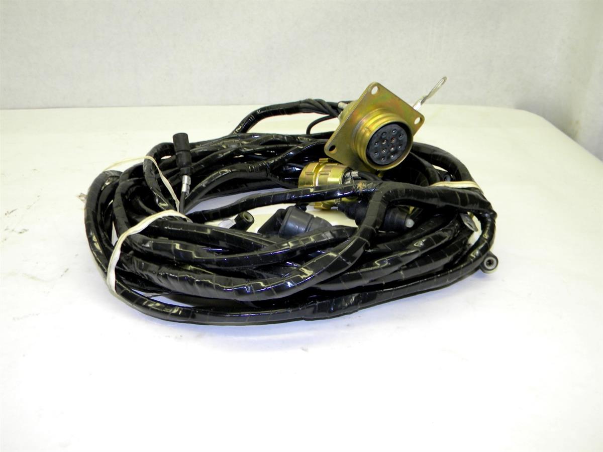 M35-411 | 2590-00-150-5768 Rear Wiring Harness for M36A2 Multi-Fuel. NOS (3).JPG