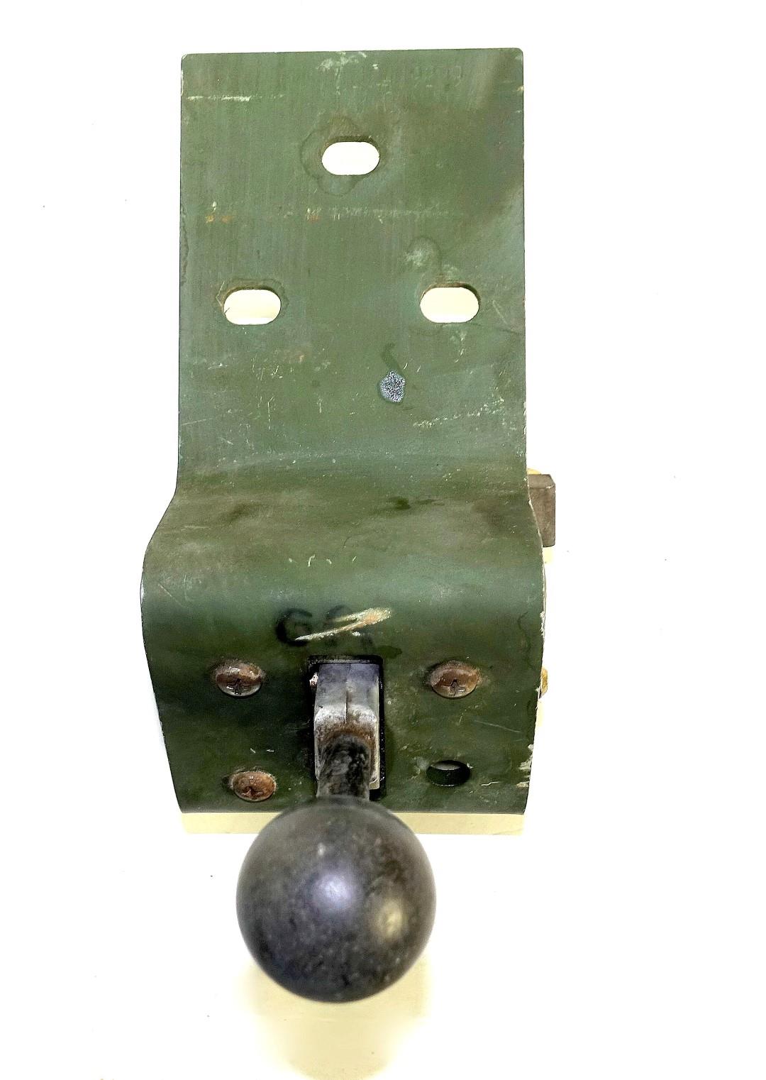 FM-283 |  4820-00-262-9329  M1088 Trolley Brake  Trailer Hand Brake (1) (Large).JPG