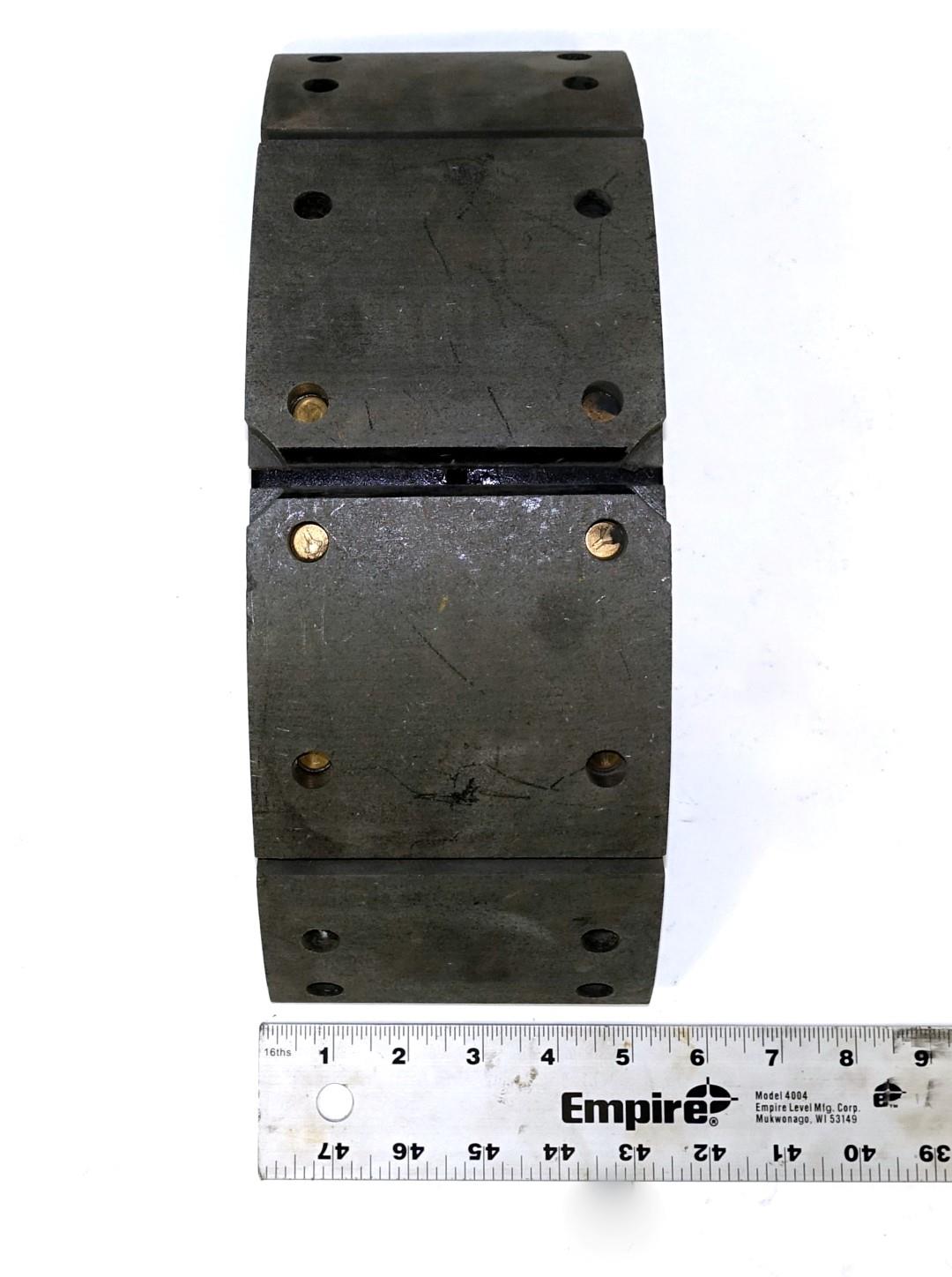 M9-959 | 2350-01-096-1618 Front Brake Shoe for M915 (2) (Large).JPG