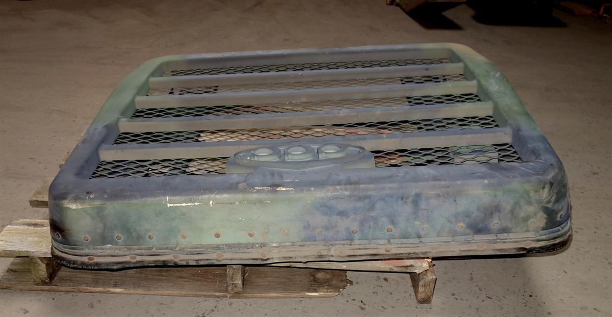 M9-6052 | 2510-01-088-2739 Front Grill for M915 Series USED (8).JPG