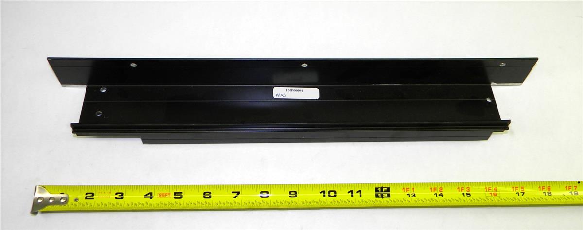 FM-208 | 2510-01-460-3916 Left Hand Window Frame Section for Van Body on M1079 LMTV NOS (3).JPG