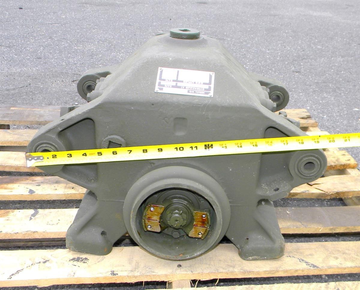 SP-1746 | 2520-00-051-3101 Center Axle Differential for M561 and M792 Gama Goat 1 14 Ton  (19).JPG