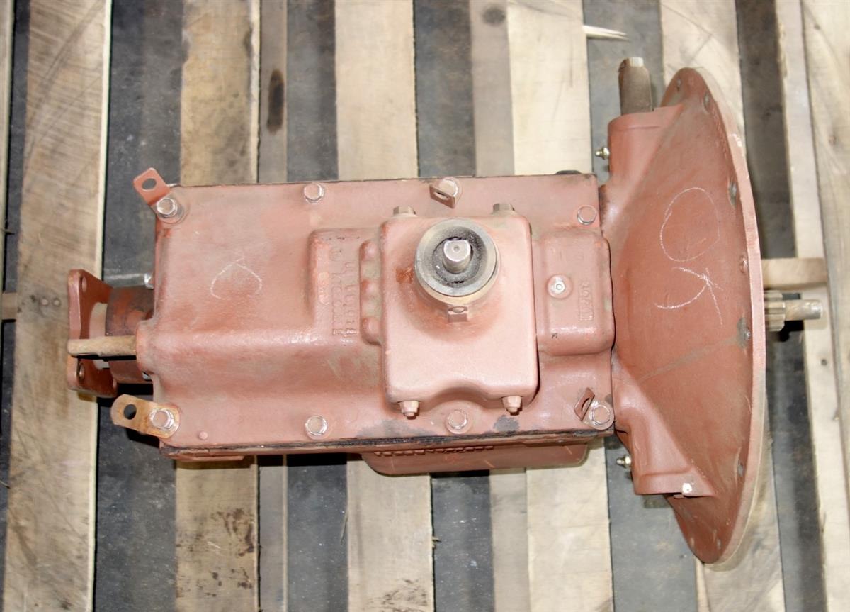 M35-133 | 2520-00-884-4833 5 Speed Transmission for M35A2 Series NOS (15).JPG