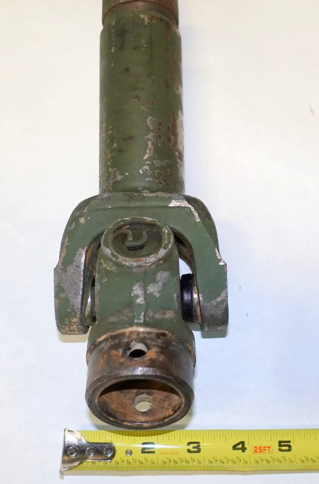 5T-949 | 2520-01-228-9400 Front Winch Drive Shaft for M809 Series USED (1).JPG