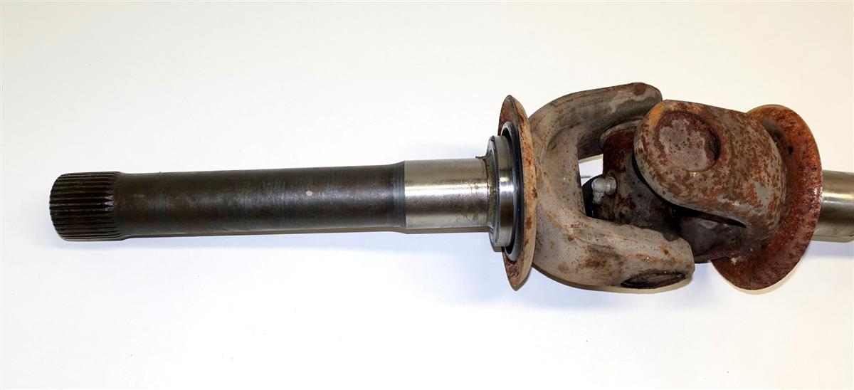 FM-247 | 2520-01-363-8152 Right Front Passenger Side U Joint Style Axle Shaft for FMTV and MRAP Caiman NOS good take o (4).JPG