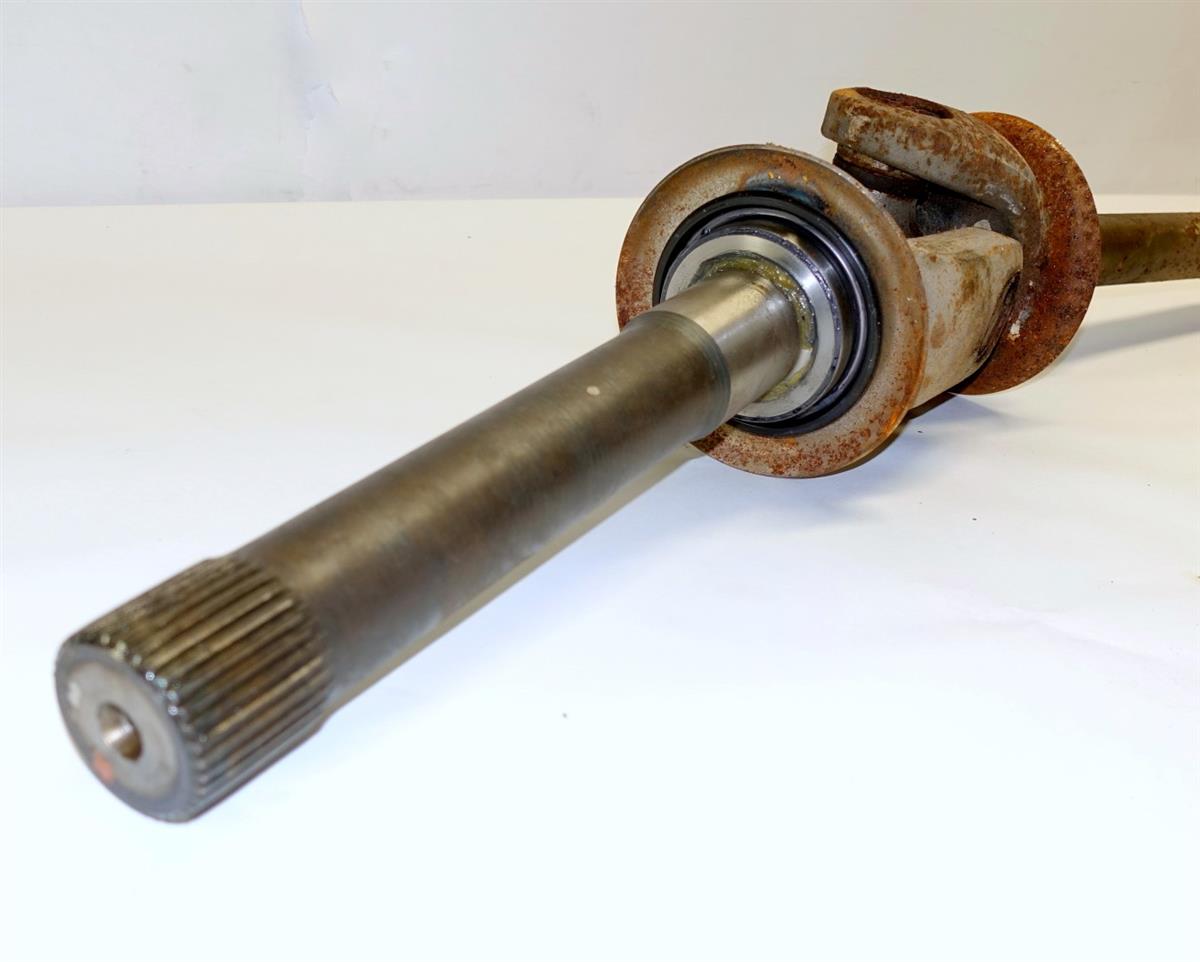 FM-247 | 2520-01-363-8152 Right Front Passenger Side U Joint Style Axle Shaft for FMTV and MRAP Caiman NOS good take o (6).JPG