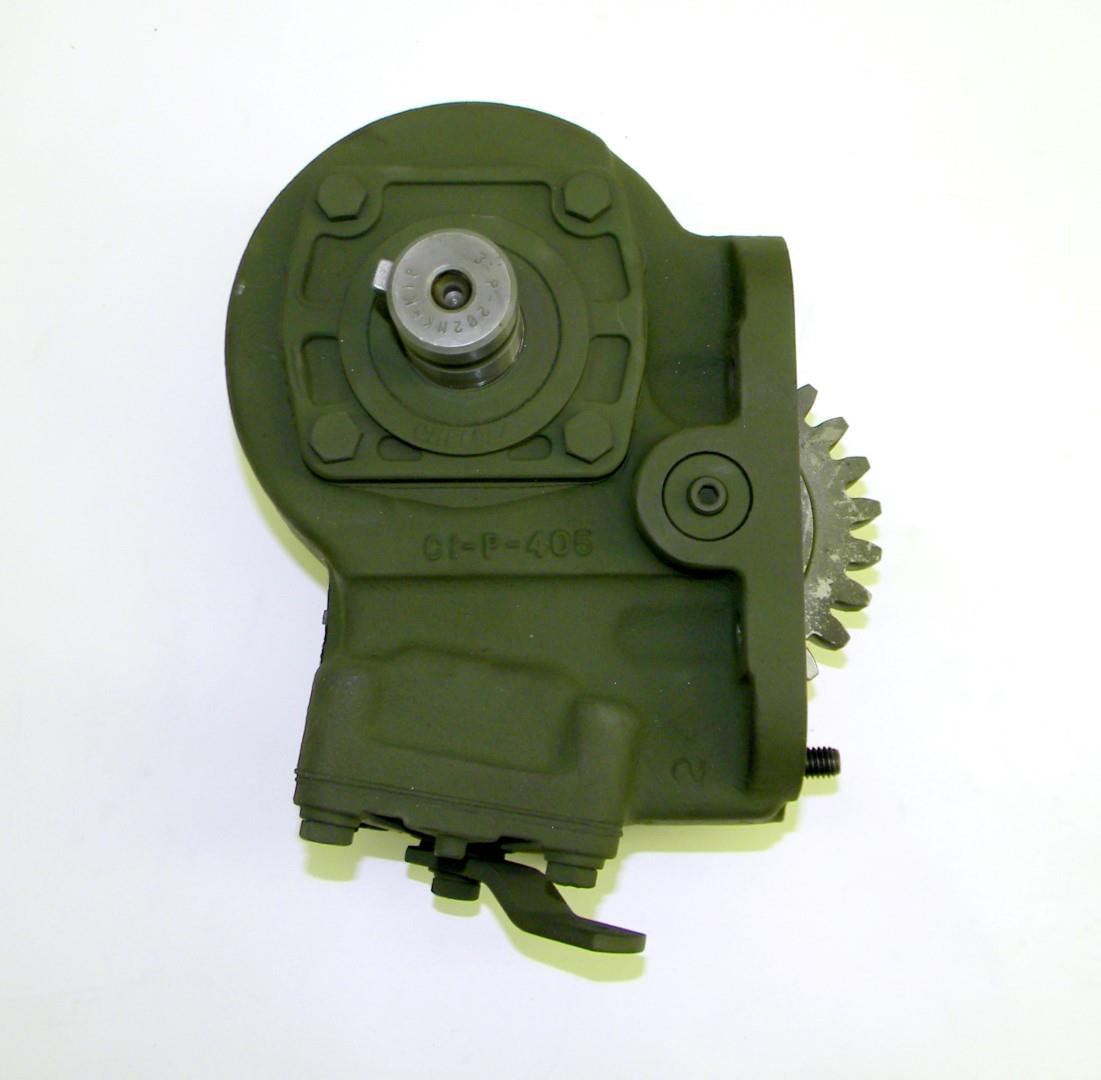 9M-789 | 2520-01-543-6940 Transmission Mounted Power Take Off for M939 and M939A1 Series 5 Ton NOS (4).JPG