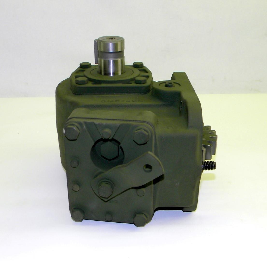 9M-789 | 2520-01-543-6940 Transmission Mounted Power Take Off for M939 and M939A1 Series 5 Ton NOS (5).JPG
