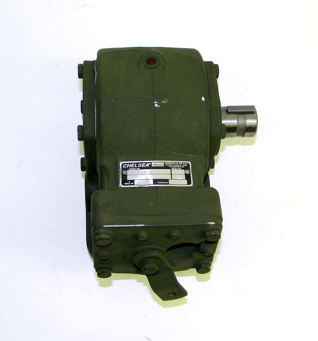 9M-789 | 2520-01-543-6940 Transmission Mounted Power Take Off for M939 and M939A1 Series 5 Ton NOS (8).JPG
