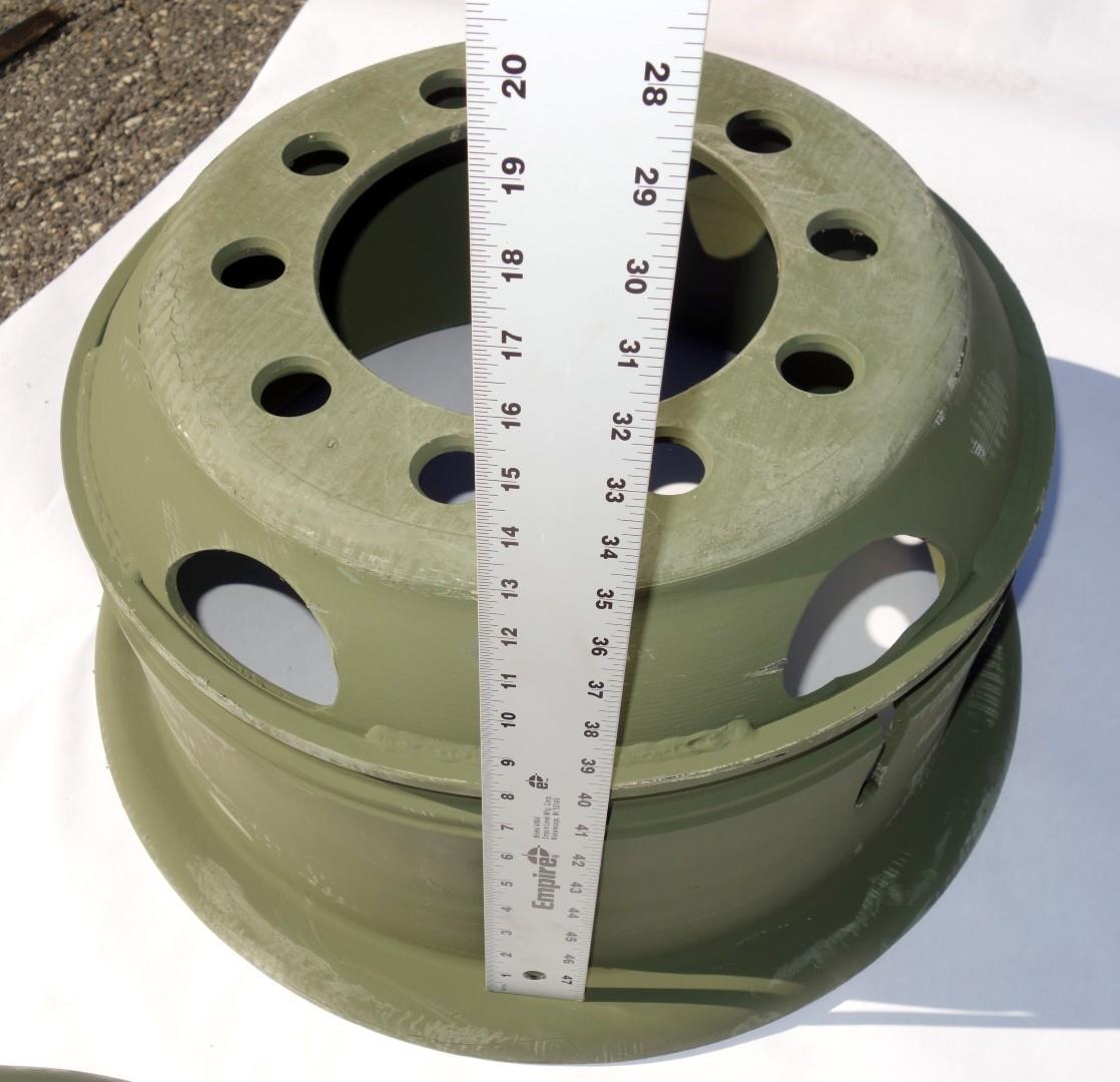 TI-252 | 2530-00-603-5768 10 Hole Wheel Rim for M809 and M939 Series 5 Ton NOS (6).JPG