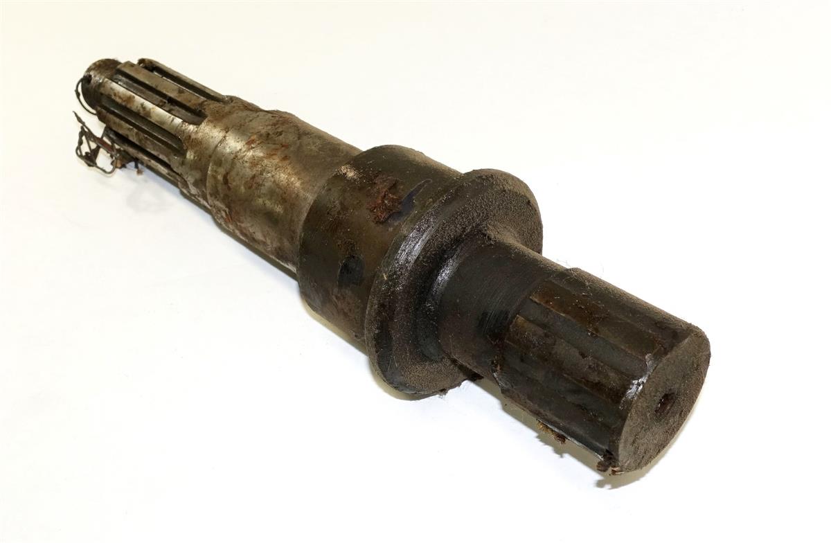 M35-666 | 2530-00-737-2011 Transfer Case Output Shaft for M35 and M35A1 with T136-21 Transfer Case NOS (3).JPG