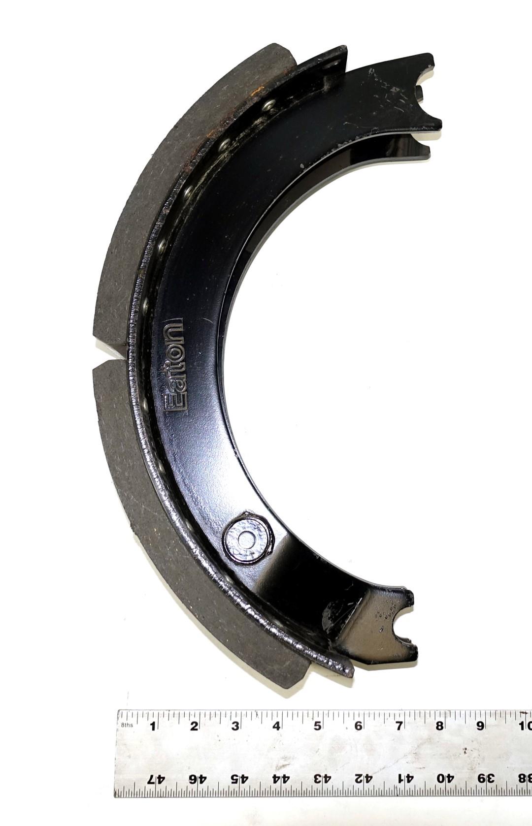 HEM-253 | 2530-01-287-2167 Front Brake Shoe for Oshkosh HEMTT (2) (Large).JPG