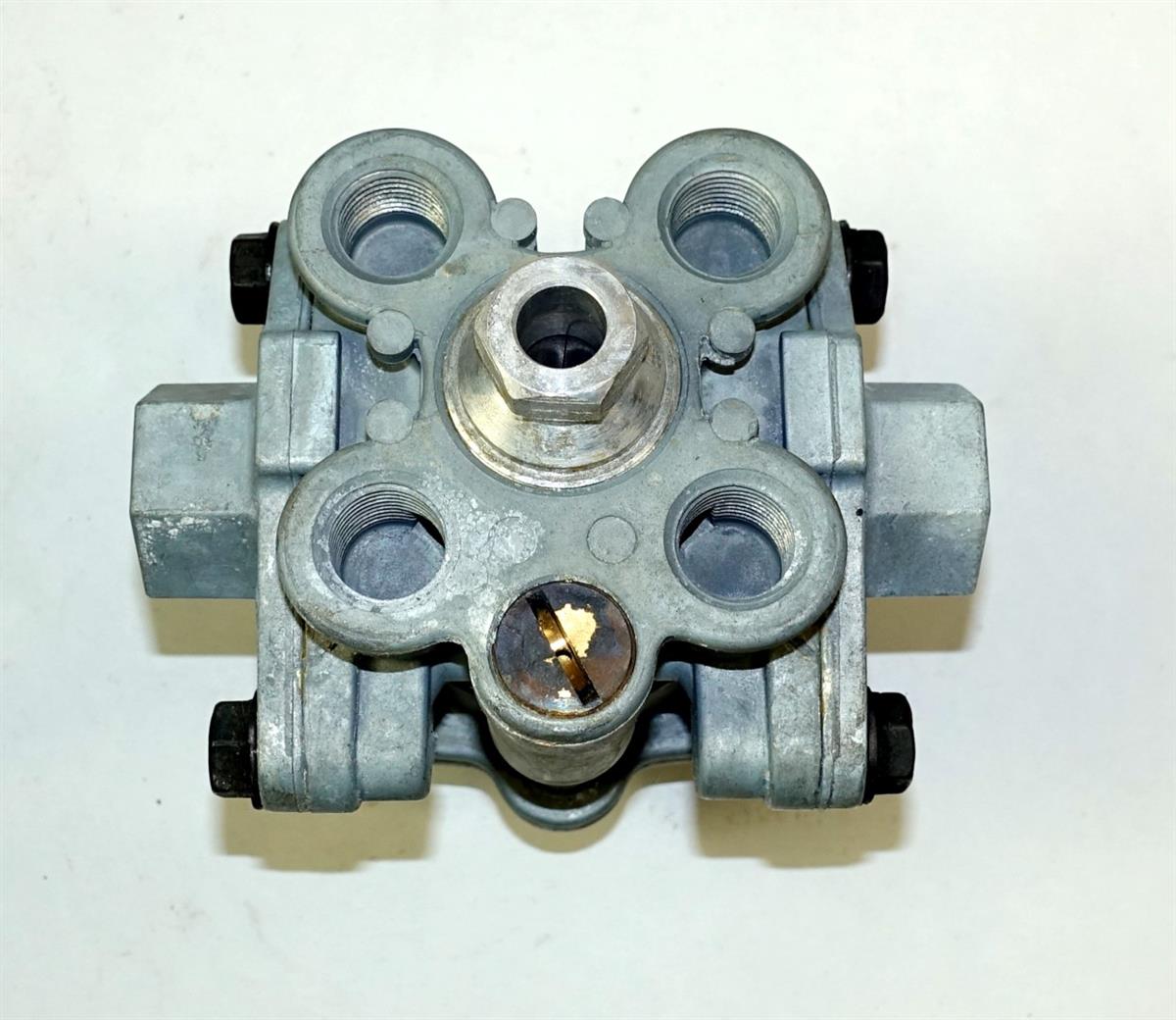 SP-1989 | 2530-01-358-6041 Spring Brake Control Valve for Commercial Trucks and Trailers NOS (1).JPG