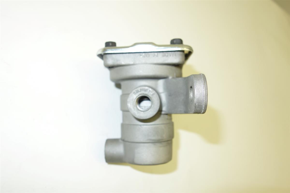 FM-217 | 2530-01-383-5209 Inversion Valve for Air Brake System for FMTv M1078 and M1083 NEW (7).JPG