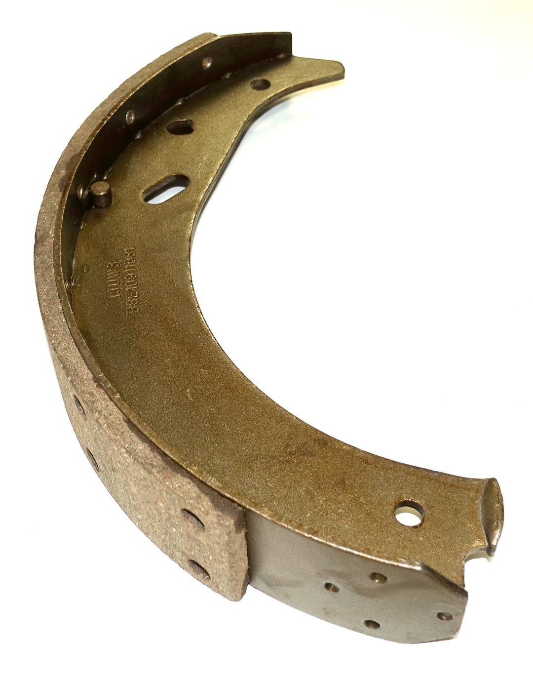 TR-245 | 2530-01-547-4956 Brake Shoe for M101A and M116A1 Trailer NOS (3) (Large).JPG