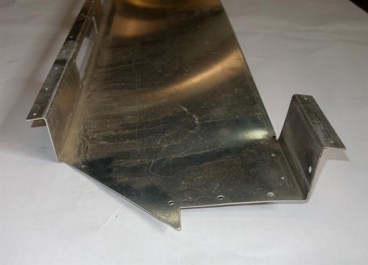 HM-922 | 2540-01-268-7203 Right Hand Heating Duct Housing for HMMWV M997 NOS (8).JPG