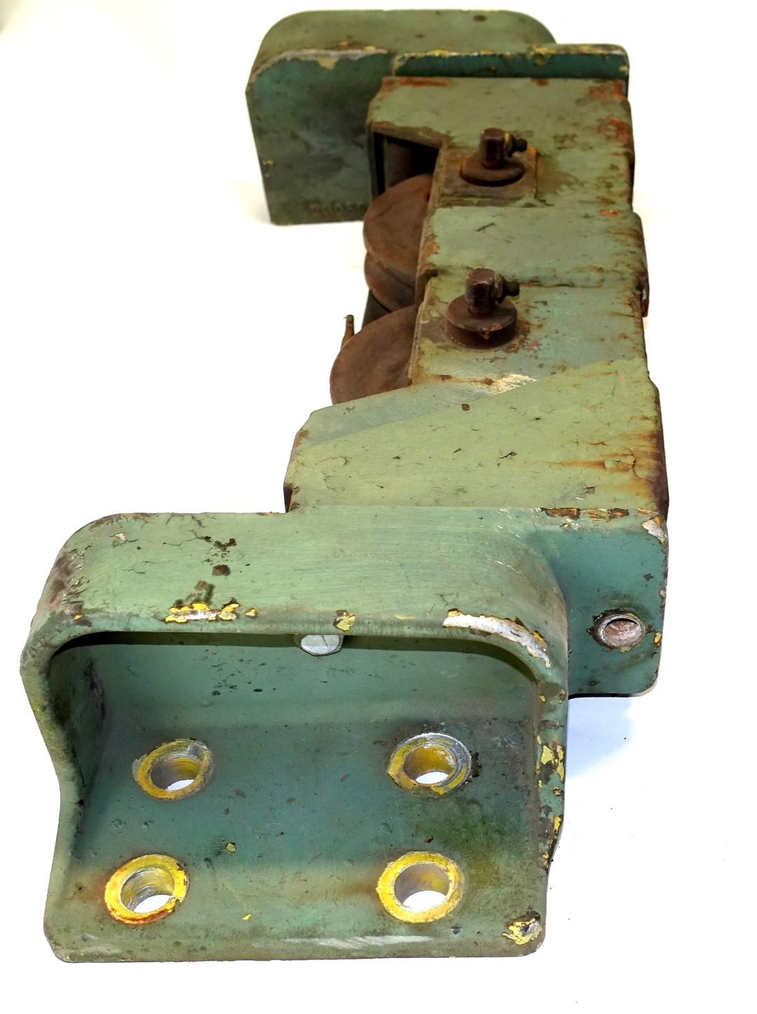 5T-668 | 2590-00-404-0752 45000 LB Rear Winch Tensioner USED (3) (Large).JPG