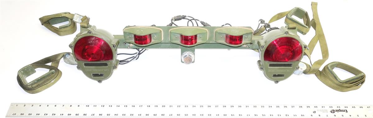 5T-921  | 2590-01-436-9145 M819 Wrecker Tow and Light Bar (4) (Large).JPG