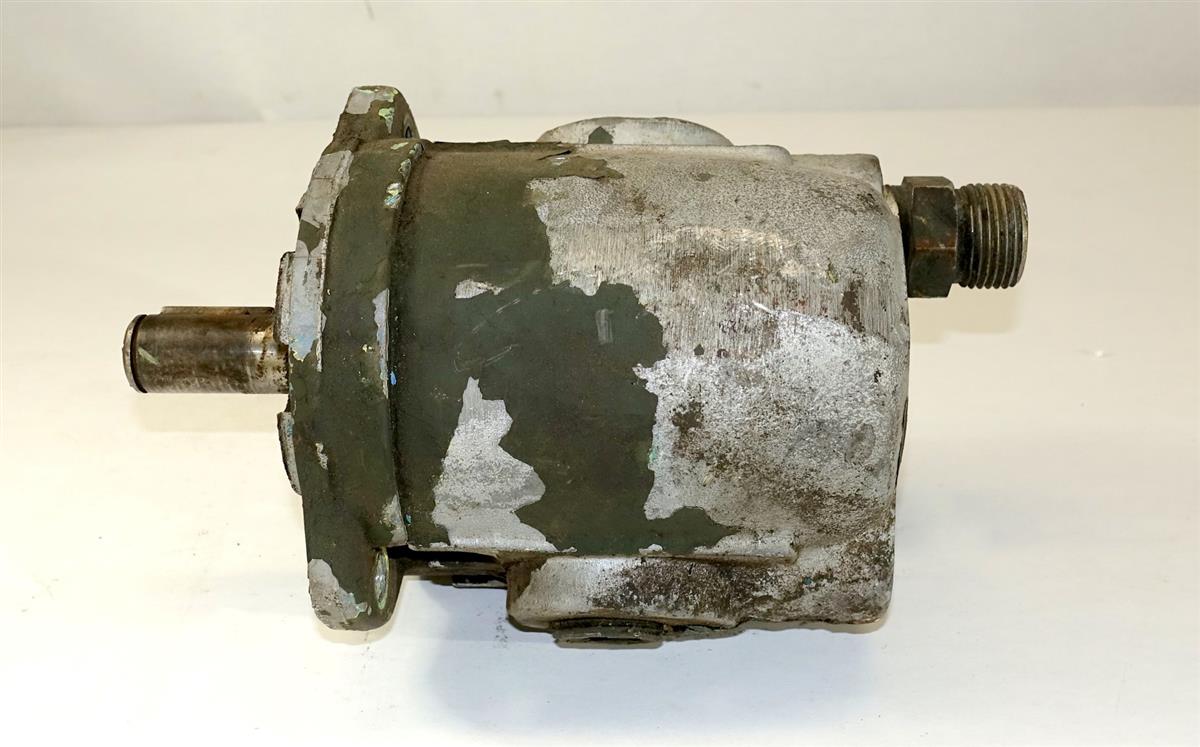 5T-902 | 4320-01-206-4184 Hydraulic System Pump Old Style for M812 Bridge Truck USED (7).JPG
