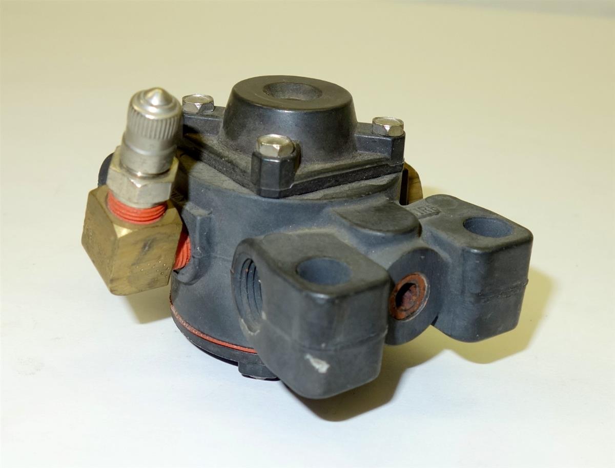 HEM-216 | 4820-01-371-5738 CTIS Wheel Valve for M1070 NOS (7).JPG