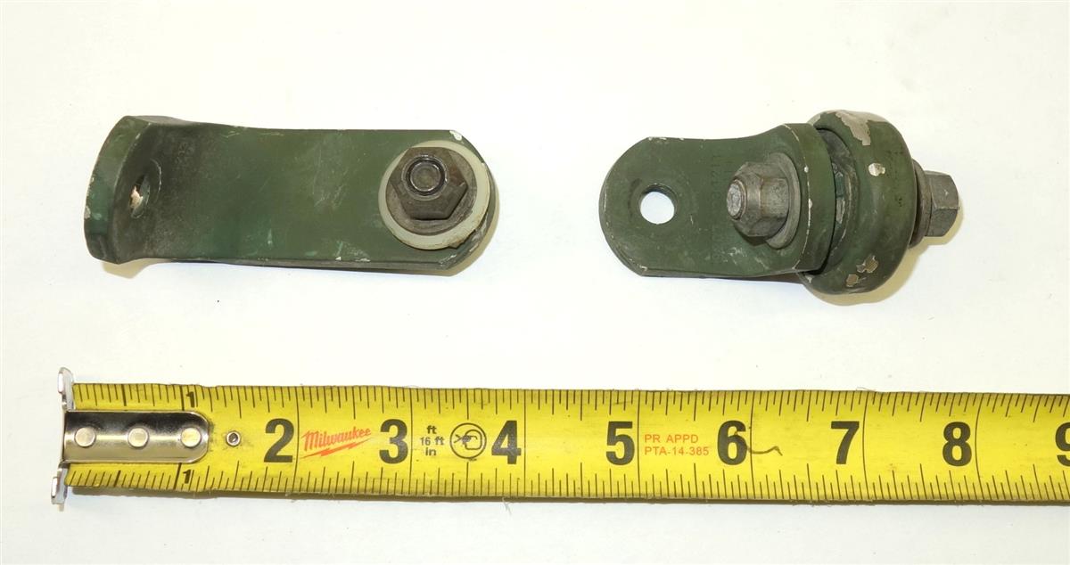 HM-705 | 5340-01-314-1955 5340-01-315-1956 Upper and Lower Left Hand Mirror Bracket for HMMWV USED (2).JPG