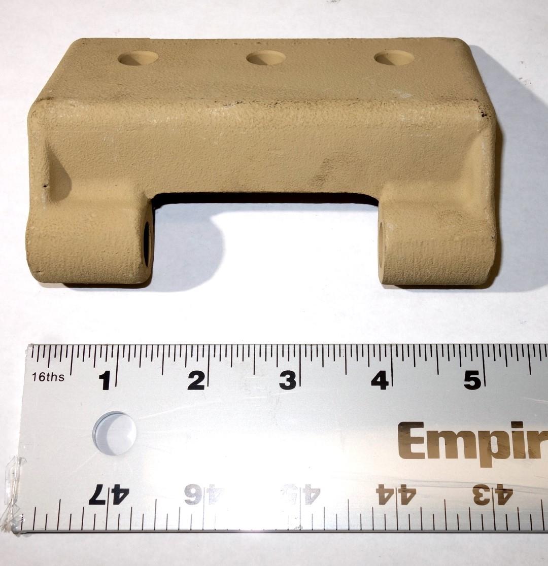 HM-797 | 5340-01-412-6366 Lower Tailgate Hinge Extention for HMMWV. NOS (3) (Large).JPG